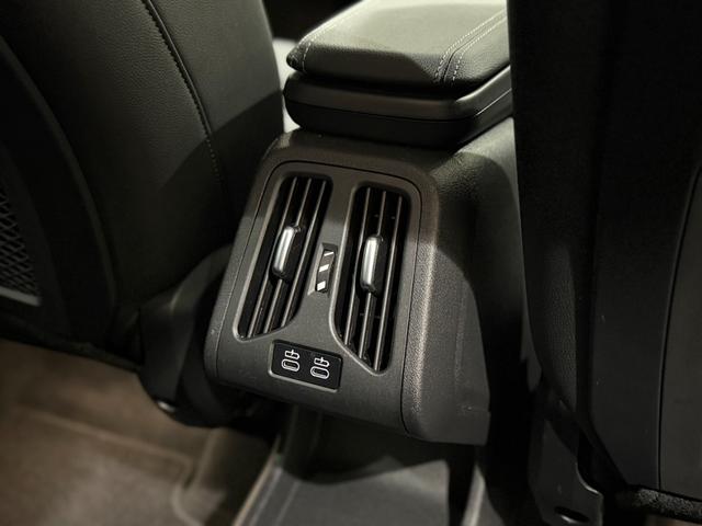 Ｘ１ ｘＤｒｉｖｅ　２０ｄ　ｘライン　３６０度カメラ　アクティブクルーズコントロール　障害物センサー　シートヒーター　オートトランク　電動シート　バックカメラ（17枚目）