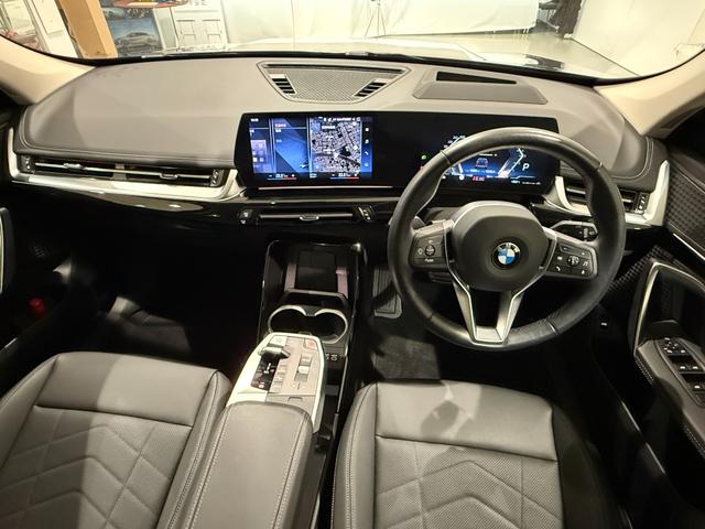 Ｘ１ ｘＤｒｉｖｅ　２０ｄ　ｘライン　３６０度カメラ　アクティブクルーズコントロール　障害物センサー　シートヒーター　オートトランク　電動シート　バックカメラ（18枚目）
