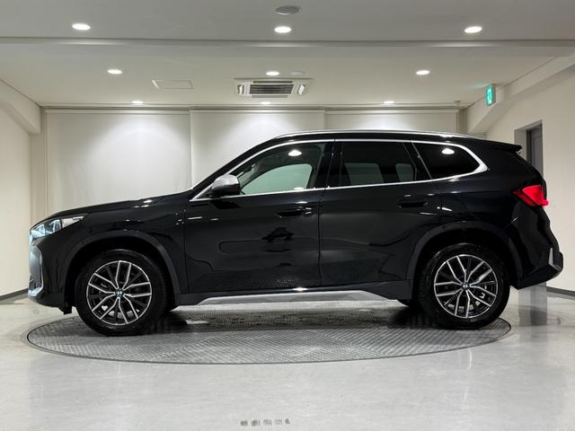 Ｘ１ ｘＤｒｉｖｅ　２０ｄ　ｘライン　３６０度カメラ　アクティブクルーズコントロール　障害物センサー　シートヒーター　オートトランク　電動シート　バックカメラ（41枚目）