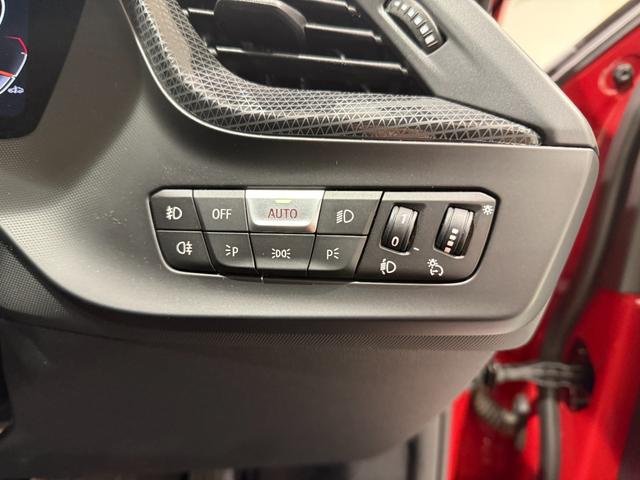 1シリーズ 118i プレイ 純正ナビゲーション 駐車支援システム アクティブクルーズコントロール LEDヘッドライト Bluetooth 電動シート 電動ゲート(28枚目)