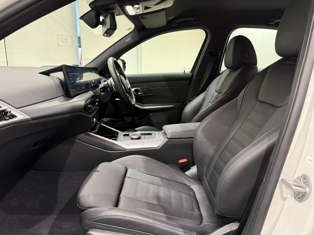 3シリーズ 320d xDriveMスポーツハイラインパッケージ ブラックレザーシート ヘッドアップディスプレイ アクティブクルーズコントロール ハンズオフシステム 駐車支援システム 純正ナビゲーションシステム 電動トランク LEDヘッドライト ETC(16枚目)