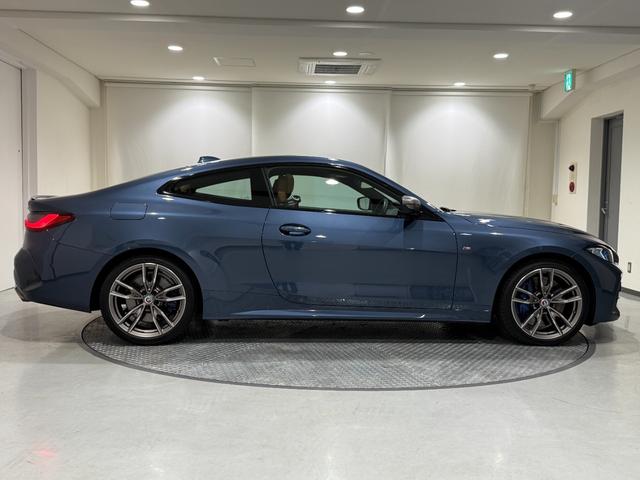 ４シリーズ Ｍ４４０ｉ　ｘＤｒｉｖｅクーペ　ｈａｒｍａｎ／ｋａｒｄｏｎスピーカー　コニャックレザー　サンルーフ　ヘッドアップディスプレイ　純正ナビゲーション　駐車支援システム　アクティブクルーズコントロール（43枚目）