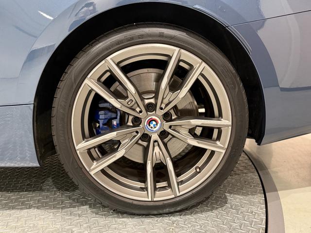 ４シリーズ Ｍ４４０ｉ　ｘＤｒｉｖｅクーペ　ｈａｒｍａｎ／ｋａｒｄｏｎスピーカー　コニャックレザー　サンルーフ　ヘッドアップディスプレイ　純正ナビゲーション　駐車支援システム　アクティブクルーズコントロール（56枚目）