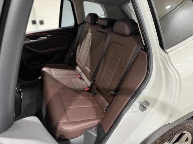 X3 xDrive 20d ブラウンレザーシート 純正ナビ 360度カメラ アクティブクルーズコントロール 電動トランク シートヒーター 駐車支援システム LEDヘッドライト ETC(14枚目)