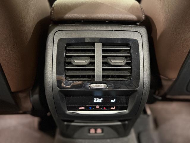 X3 xDrive 20d ブラウンレザーシート 純正ナビ 360度カメラ アクティブクルーズコントロール 電動トランク シートヒーター 駐車支援システム LEDヘッドライト ETC(18枚目)