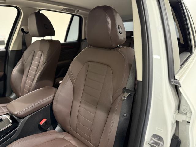 X3 xDrive 20d ブラウンレザーシート 純正ナビ 360度カメラ アクティブクルーズコントロール 電動トランク シートヒーター 駐車支援システム LEDヘッドライト ETC(20枚目)