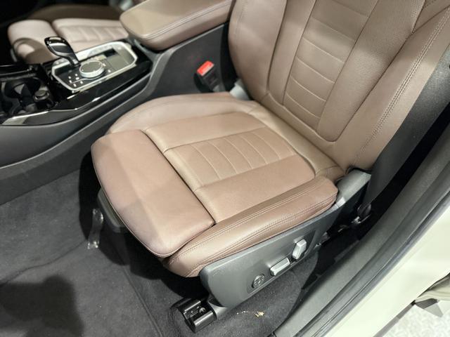 X3 xDrive 20d ブラウンレザーシート 純正ナビ 360度カメラ アクティブクルーズコントロール 電動トランク シートヒーター 駐車支援システム LEDヘッドライト ETC(21枚目)