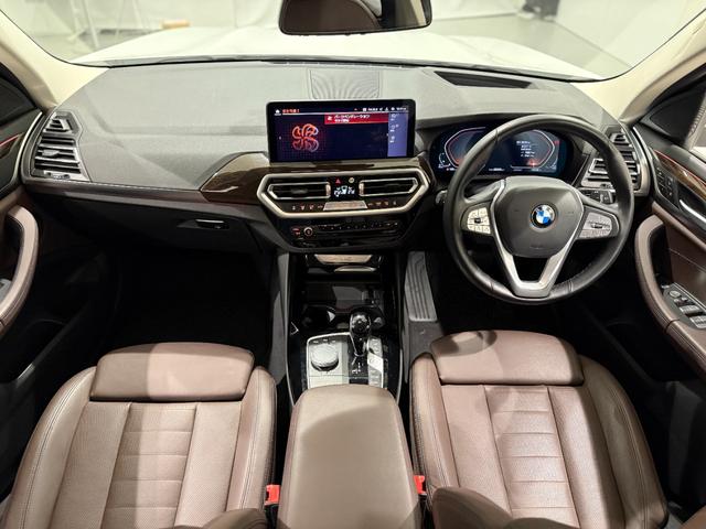 X3 xDrive 20d ブラウンレザーシート 純正ナビ 360度カメラ アクティブクルーズコントロール 電動トランク シートヒーター 駐車支援システム LEDヘッドライト ETC(23枚目)