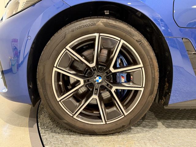 i4 eDrive 40 Mスポーツ 360度カメラ アクティブクルーズコントロール 障害物センサー 衝突被害軽減ブレーキ シートヒーター 電動トランク 電動シート(63枚目)