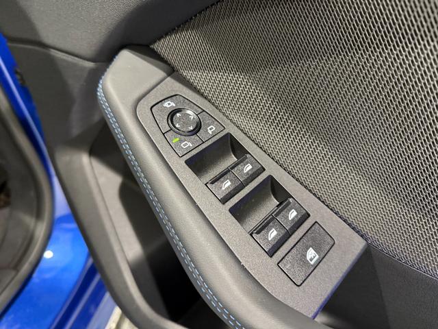 2シリーズ 220dグランクーペ Mスポーツ アルカンタラシート harman/kardonスピーカー 純正ナビゲーション 駐車支援システム 360度カメラ ヘッドアップディスプレイ 電動シート アクティブクルーズコントロール(8枚目)