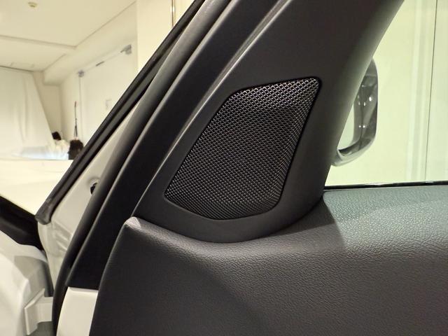 3シリーズ 320d xDrive Mスポーツ アクティブクルーズコントロール ハンズオフシステム 駐車支援システム LEDヘッドライト ETC 360度カメラ カーブドディスプレイ 純正ナビゲーションシステム 電動トランク シートヒーター(7枚目)