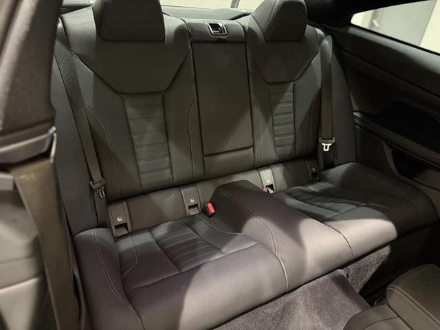 4シリーズ 420iクーペ Mスポーツ ブラックレザーシート 360度カメラ アクティブクルーズコントロール ハンズオフシステム 駐車支援システム シートヒーター 純正ナビ Bluetooth LEDヘッドライト ETC(9枚目)