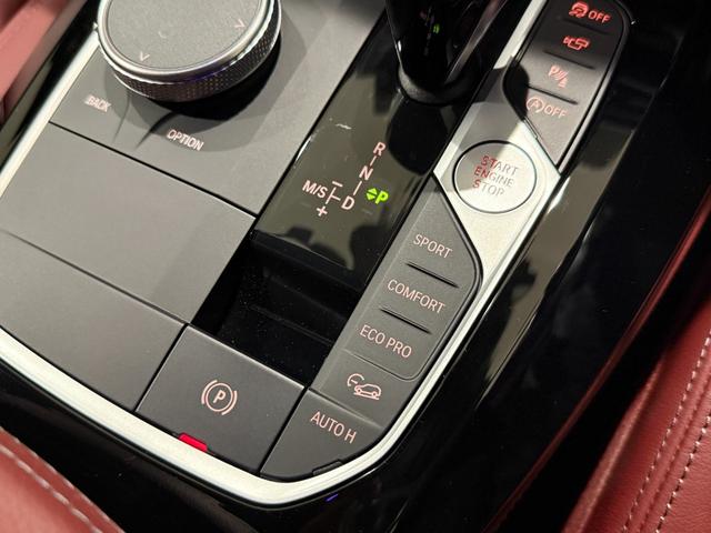 池袋ＢＭＷは駆け抜ける歓びと夢と希望をお客様にご提供させていただきます！歓びを拡げ皆様に最高の笑顔をお届けいたします☆