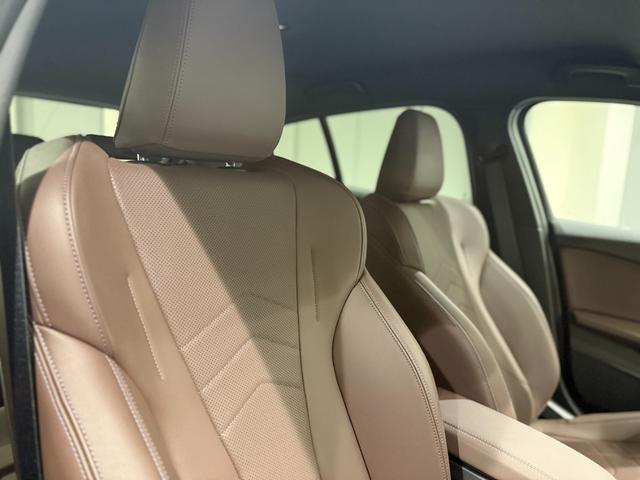 1シリーズ 120 Mスポーツ ハイラインパッケージ アクティブクルーズコントロール 360度カメラ カーブドディスプレイ 純正ナビゲーションシステム ヘッドアップディスプレイ ハーマンカードンスピーカー LEDヘッドライト ETC Bluetooth(10枚目)