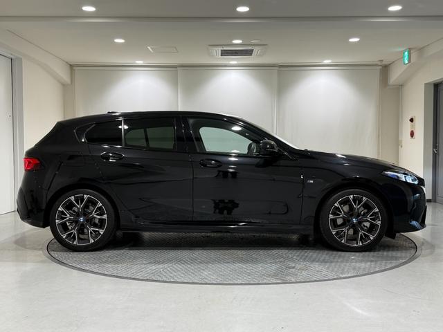 1シリーズ 120 Mスポーツ ハイラインパッケージ アクティブクルーズコントロール 360度カメラ カーブドディスプレイ 純正ナビゲーションシステム ヘッドアップディスプレイ ハーマンカードンスピーカー LEDヘッドライト ETC Bluetooth(44枚目)