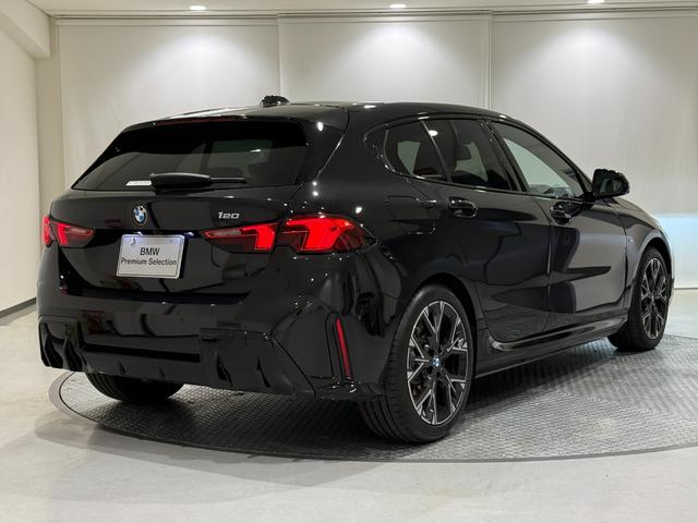 1シリーズ 120 Mスポーツ ハイラインパッケージ アクティブクルーズコントロール 360度カメラ カーブドディスプレイ 純正ナビゲーションシステム ヘッドアップディスプレイ ハーマンカードンスピーカー LEDヘッドライト ETC Bluetooth(45枚目)