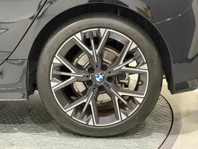 1シリーズ 120 Mスポーツ ハイラインパッケージ アクティブクルーズコントロール 360度カメラ カーブドディスプレイ 純正ナビゲーションシステム ヘッドアップディスプレイ ハーマンカードンスピーカー LEDヘッドライト ETC Bluetooth(49枚目)