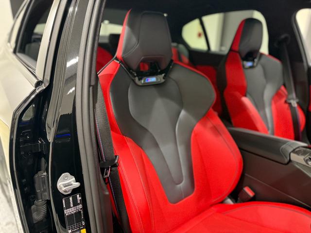 M5 Bowers & Wilkinsスピーカー フロント・リアシートヒーターベンチレーションシート 電動トランク 360度カメラ LEDヘッドライト(3枚目)