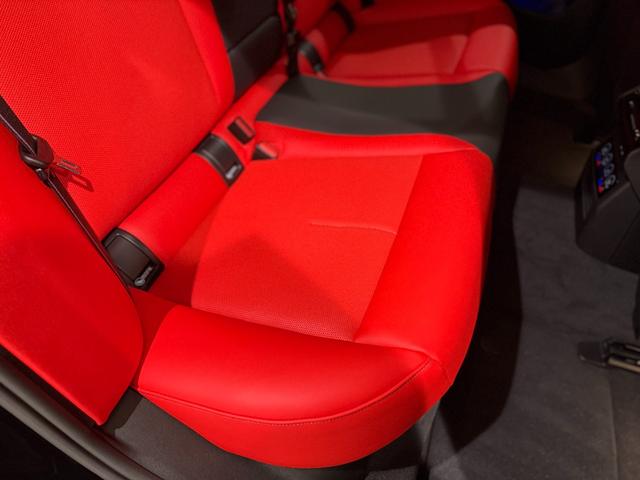 M5 Bowers & Wilkinsスピーカー フロント・リアシートヒーターベンチレーションシート 電動トランク 360度カメラ LEDヘッドライト(12枚目)