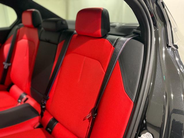 M5 Bowers & Wilkinsスピーカー フロント・リアシートヒーターベンチレーションシート 電動トランク 360度カメラ LEDヘッドライト(16枚目)