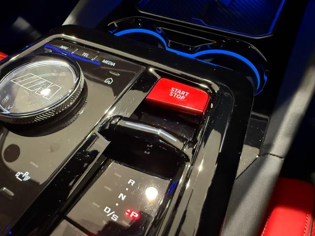 M5 Bowers & Wilkinsスピーカー フロント・リアシートヒーターベンチレーションシート 電動トランク 360度カメラ LEDヘッドライト(46枚目)