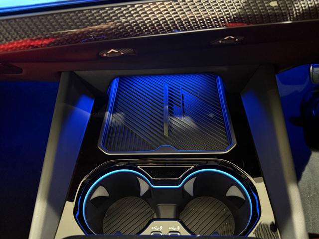 M5 Bowers & Wilkinsスピーカー フロント・リアシートヒーターベンチレーションシート 電動トランク 360度カメラ LEDヘッドライト(49枚目)