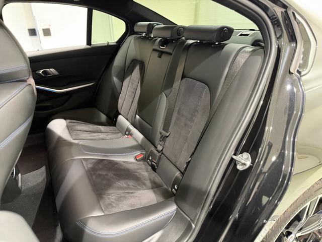 3シリーズ 318i Mスポーツ 後期モデル カーブドディスプレイ ヘッドアップディスプレイ バックカメラ アクティブクルーズコントロール ハンズオフシステム 駐車支援システム 電動トランク Bluetooth(14枚目)