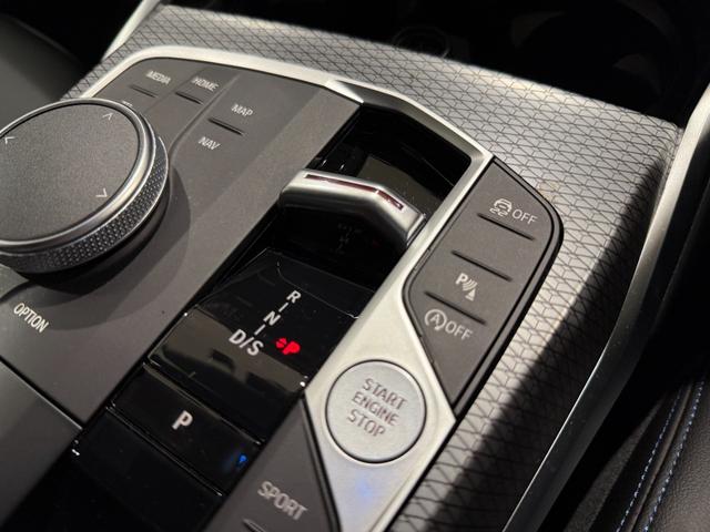 3シリーズ 318i Mスポーツ 後期モデル カーブドディスプレイ ヘッドアップディスプレイ バックカメラ アクティブクルーズコントロール ハンズオフシステム 駐車支援システム 電動トランク Bluetooth(42枚目)