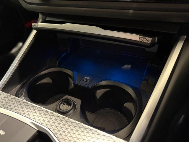 3シリーズ 318i Mスポーツ 後期モデル カーブドディスプレイ ヘッドアップディスプレイ バックカメラ アクティブクルーズコントロール ハンズオフシステム 駐車支援システム 電動トランク Bluetooth(44枚目)