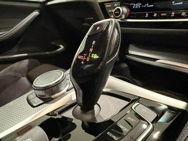 ５シリーズ ５２３ｄ　ｘＤｒｉｖｅＭスポーツエディションジョイ＋　純正ナビゲーション　駐車支援システム　アクティブクルーズコントロール　ヘッドアップディスプレイ　電動シート　Ｂｌｕｅｔｏｏｔｈ（42枚目）