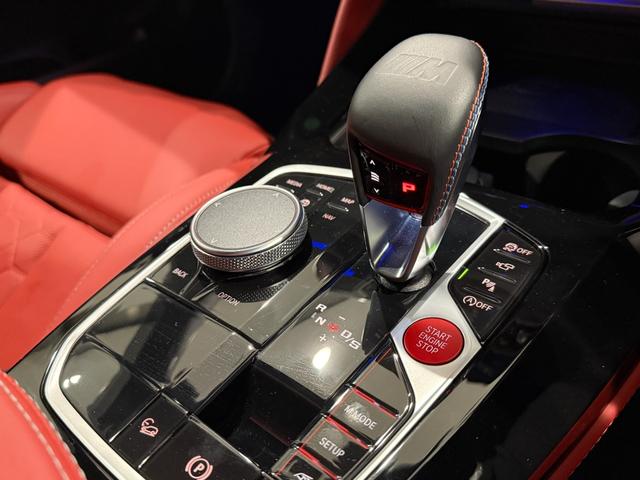 X4 M コンペティション セレクトパッケージ カーボンインテリア サンルーフ ステアリングヒーター 赤レザー ハーマンカードン シートエアコン シートヒーター 360度カメラ アクティブクルーズコントロール LEDヘッドライト(37枚目)