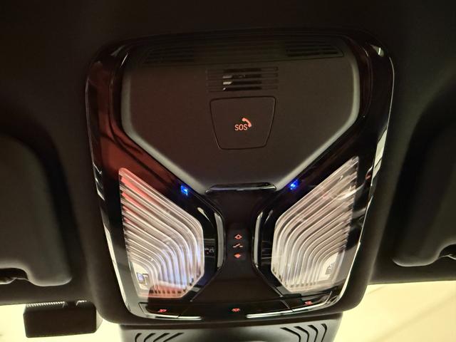 X4 M コンペティション セレクトパッケージ カーボンインテリア サンルーフ ステアリングヒーター 赤レザー ハーマンカードン シートエアコン シートヒーター 360度カメラ アクティブクルーズコントロール LEDヘッドライト(38枚目)