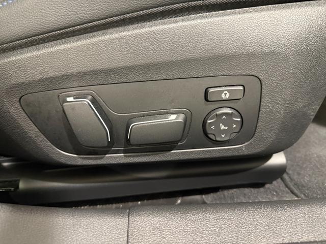 3シリーズ 320dxDriveツーリングMスポーツEDシャドー カーブドディスプレイ ヘッドアップディスプレイ 360度カメラ フロントカメラ 19インチホイール シートヒーター 衝突被害軽減ブレーキ アクティブクルーズコントロール 障害物センサー(3枚目)