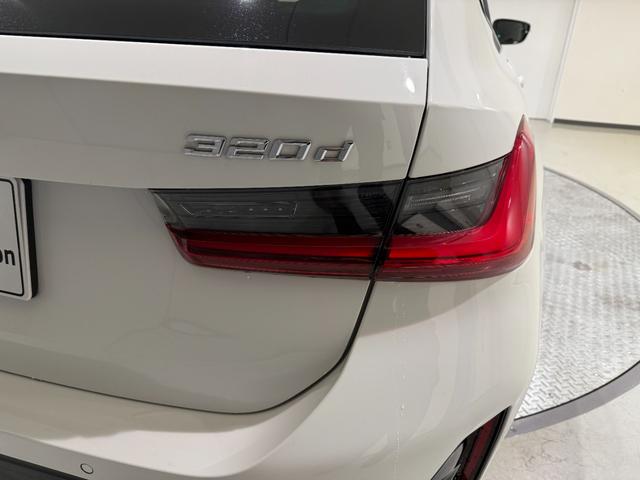 3シリーズ 320dxDriveツーリングMスポーツEDシャドー カーブドディスプレイ ヘッドアップディスプレイ 360度カメラ フロントカメラ 19インチホイール シートヒーター 衝突被害軽減ブレーキ アクティブクルーズコントロール 障害物センサー(45枚目)