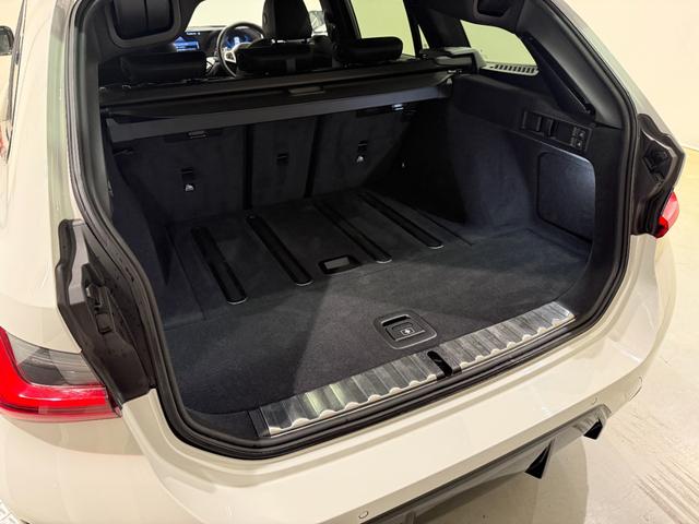 3シリーズ 320dxDriveツーリングMスポーツEDシャドー カーブドディスプレイ ヘッドアップディスプレイ 360度カメラ フロントカメラ 19インチホイール シートヒーター 衝突被害軽減ブレーキ アクティブクルーズコントロール 障害物センサー(46枚目)