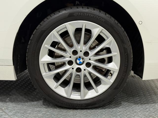 1シリーズ 118i プレイ ヘッドアップディスプレイ 純正ナビゲーション 駐車支援システム アクティブクルーズコントロール Bluetooth 電動シート 電動ゲート オートホールド(60枚目)