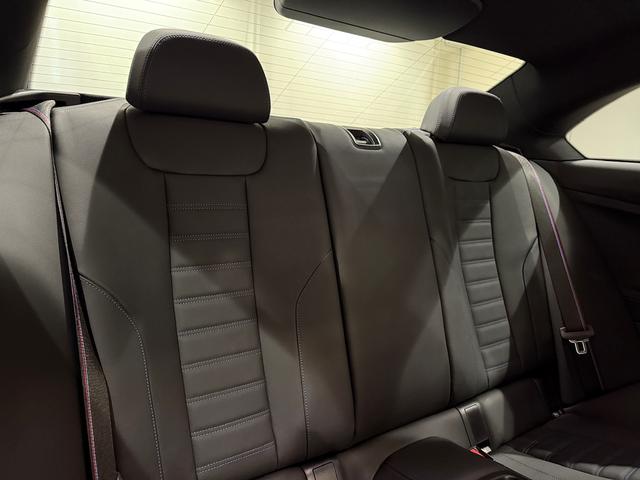 M2 ベースグレード 6速マニュアル ヘッドアップディスプレイ ブラックレザーシート Bluetooth 純正ナビゲーションシステム カーブドディスプレイ バックカメラ(11枚目)