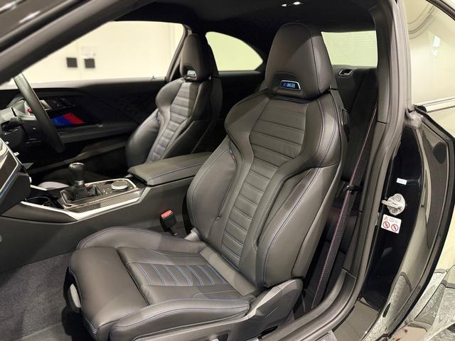 M2 ベースグレード 6速マニュアル ヘッドアップディスプレイ ブラックレザーシート Bluetooth 純正ナビゲーションシステム カーブドディスプレイ バックカメラ(17枚目)