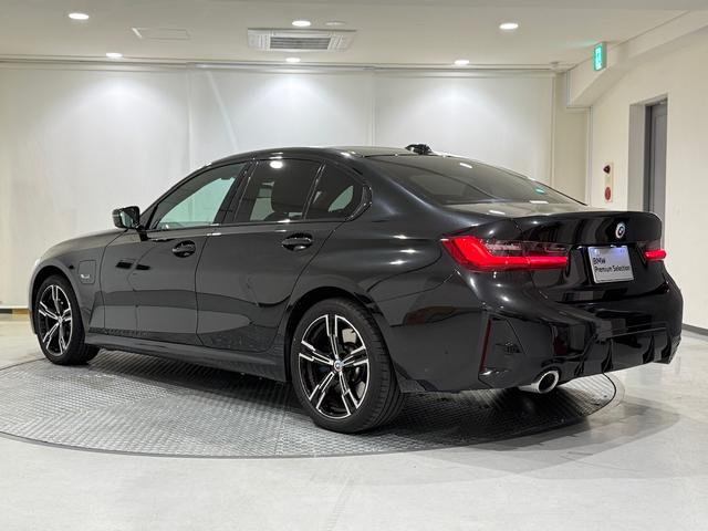 3シリーズ 330e Mスポーツ 360度カメラ アクティブクルーズコントロール 駐車支援システム 電動トランク カーブドディスプレイ ETC LEDヘッドライト(55枚目)