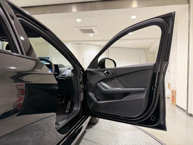 1シリーズ 120 Mスポーツ 純正ナビ ヘッドアップディスプレイ 電動トランク アクティブクルーズコントロール 電動シート カーブドディスプレイ LEDヘッドライト 360度カメラ(6枚目)