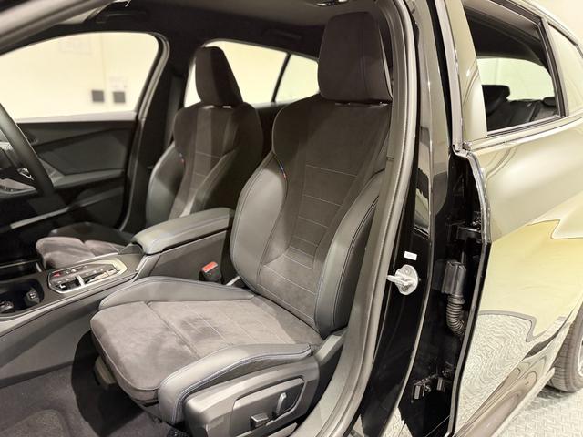 1シリーズ 120 Mスポーツ 純正ナビ ヘッドアップディスプレイ 電動トランク アクティブクルーズコントロール 電動シート カーブドディスプレイ LEDヘッドライト 360度カメラ(19枚目)