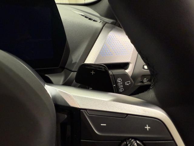 1シリーズ 120 Mスポーツ 純正ナビ ヘッドアップディスプレイ 電動トランク アクティブクルーズコントロール 電動シート カーブドディスプレイ LEDヘッドライト 360度カメラ(25枚目)