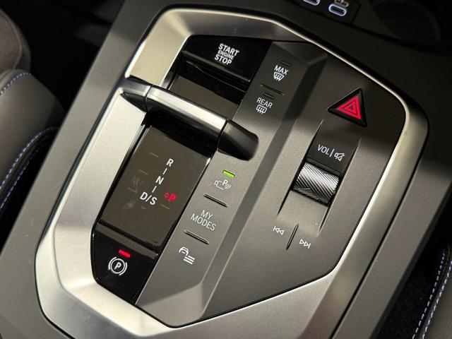 1シリーズ 120 Mスポーツ 純正ナビ ヘッドアップディスプレイ 電動トランク アクティブクルーズコントロール 電動シート カーブドディスプレイ LEDヘッドライト 360度カメラ(39枚目)