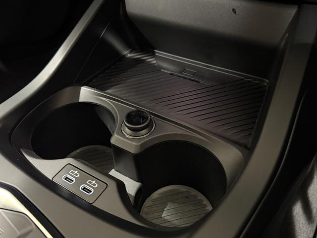 1シリーズ 120 Mスポーツ 純正ナビ ヘッドアップディスプレイ 電動トランク アクティブクルーズコントロール 電動シート カーブドディスプレイ LEDヘッドライト 360度カメラ(43枚目)