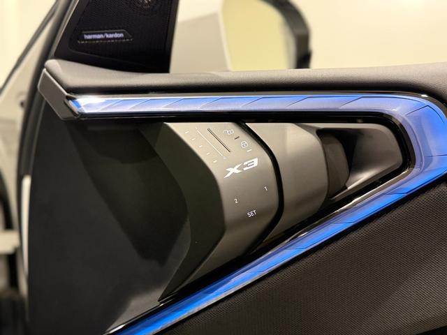 Ｘ３ ２０ｄ　ｘＤｒｉｖｅ　Ｍスポーツ　ヘッドアップディスプレイ　シートヒーター　シートクーラー　ステアリングホイールヒーター　純正ナビゲーション　駐車支援システム　３６０度カメラ　アクティブクルーズコントロール　Ｂｌｕｅｔｏｏｔｈ（8枚目）