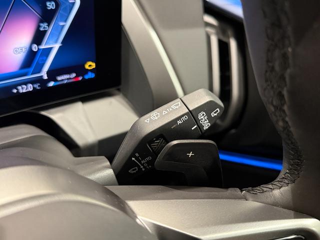 Ｘ３ ２０ｄ　ｘＤｒｉｖｅ　Ｍスポーツ　ヘッドアップディスプレイ　シートヒーター　シートクーラー　ステアリングホイールヒーター　純正ナビゲーション　駐車支援システム　３６０度カメラ　アクティブクルーズコントロール　Ｂｌｕｅｔｏｏｔｈ（29枚目）