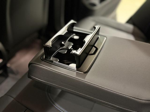 Ｘ３ Ｍ４０ｉ　ブラックレザーシート　ｈａｒｍａｎ／ｋａｒｄｏｎ　スピーカーサンルーフ　ヘッドアップディスプレイ　純正ナビゲーション　３６０度カメラ　駐車支援システム　アクティブクルーズコントロール（18枚目）