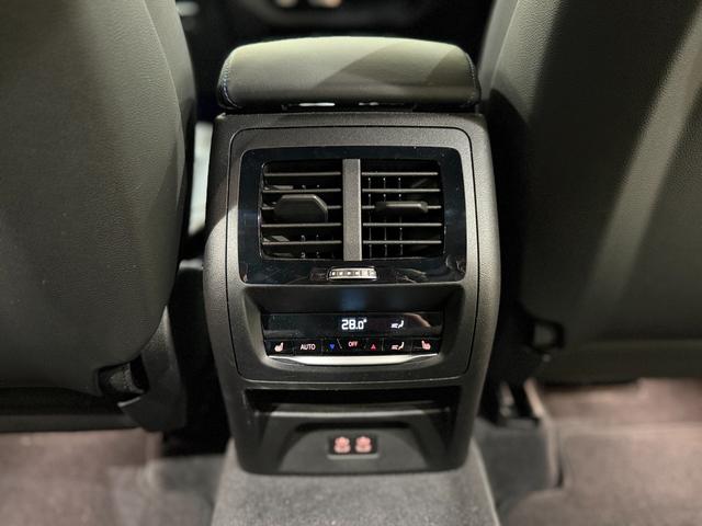 Ｘ３ Ｍ４０ｉ　ブラックレザーシート　ｈａｒｍａｎ／ｋａｒｄｏｎ　スピーカーサンルーフ　ヘッドアップディスプレイ　純正ナビゲーション　３６０度カメラ　駐車支援システム　アクティブクルーズコントロール（19枚目）
