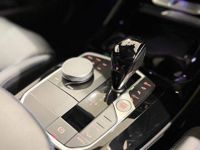 Ｘ３ Ｍ４０ｉ　ブラックレザーシート　ｈａｒｍａｎ／ｋａｒｄｏｎ　スピーカーサンルーフ　ヘッドアップディスプレイ　純正ナビゲーション　３６０度カメラ　駐車支援システム　アクティブクルーズコントロール（42枚目）