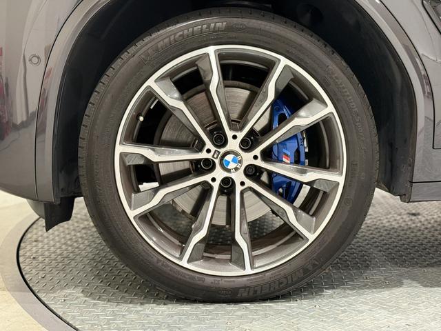 Ｘ３ Ｍ４０ｉ　ブラックレザーシート　ｈａｒｍａｎ／ｋａｒｄｏｎ　スピーカーサンルーフ　ヘッドアップディスプレイ　純正ナビゲーション　３６０度カメラ　駐車支援システム　アクティブクルーズコントロール（67枚目）